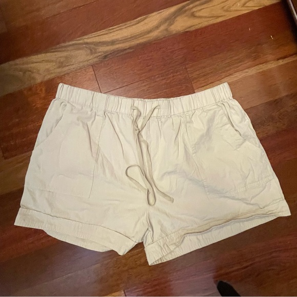 Pants - Casual Tan Women's Shorts